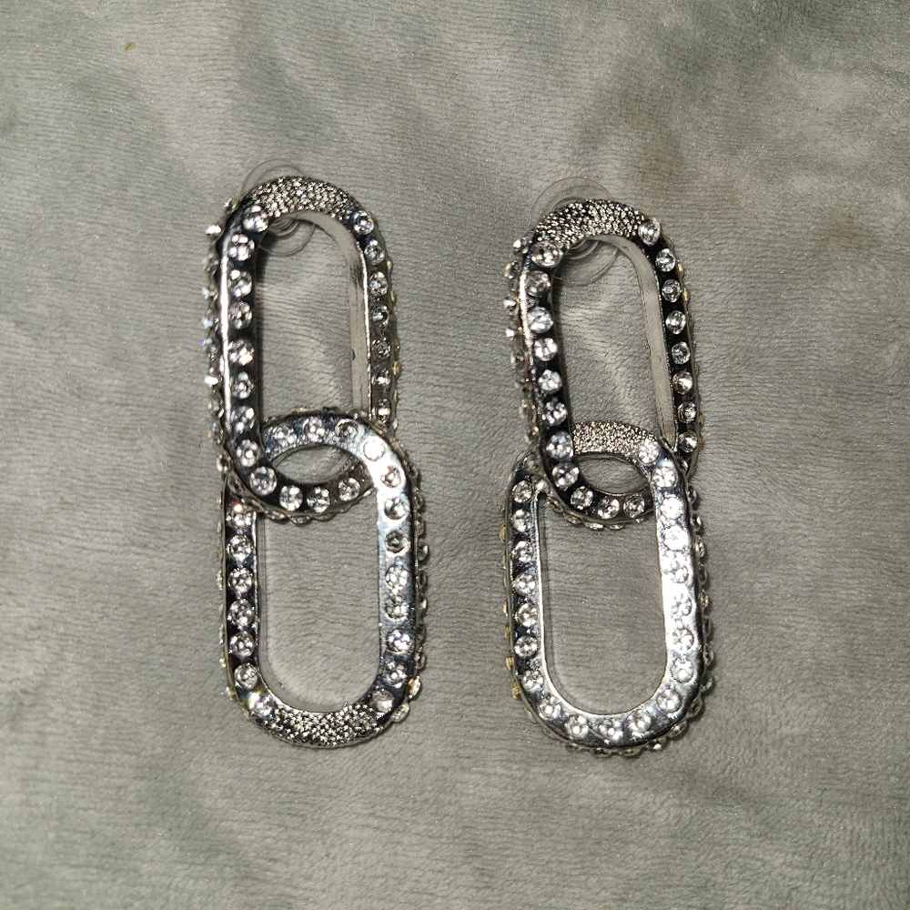SJ Kerri Dangle earrings